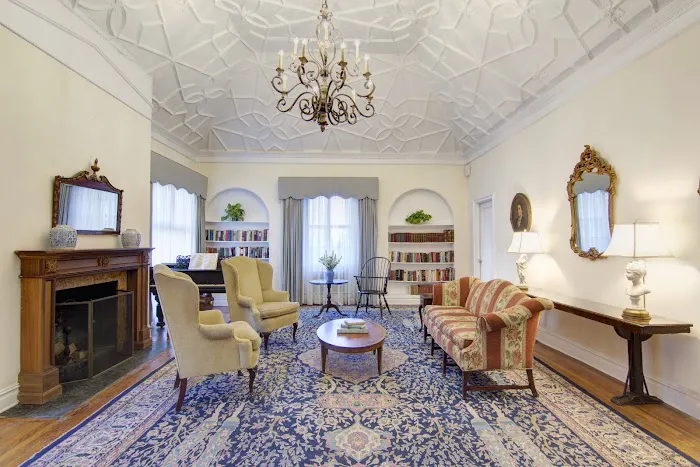 Roger Smith Hotel Picture 10