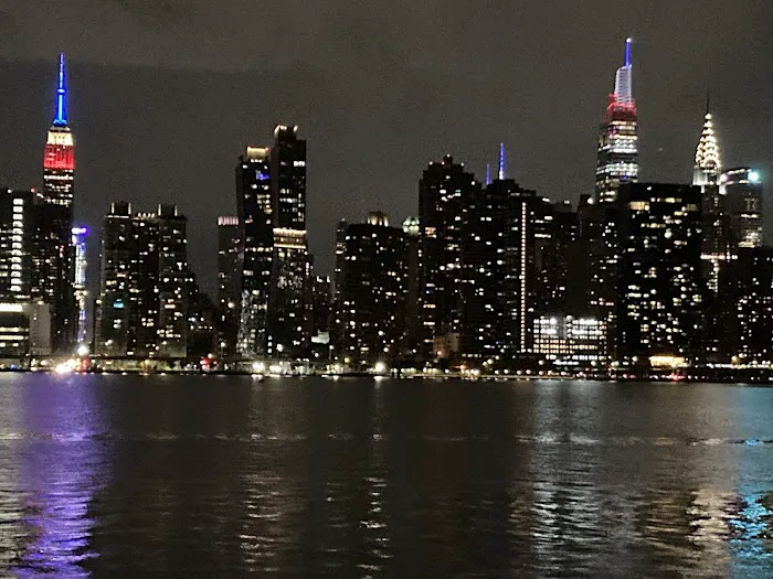 East River Platform Picture 7