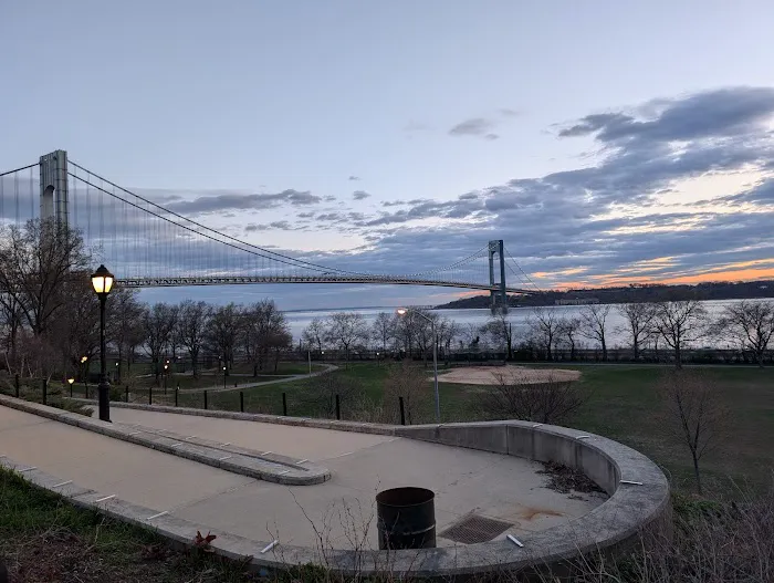 Bay Ridge Park Picture 7