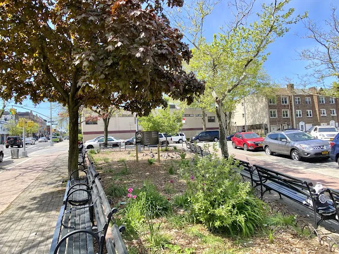 Steadman Square Picture 7