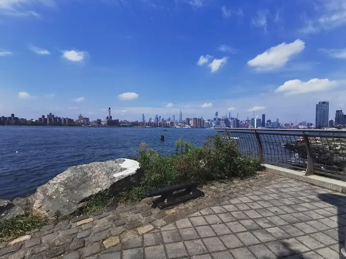 John V. Lindsay East River Park Picture 8
