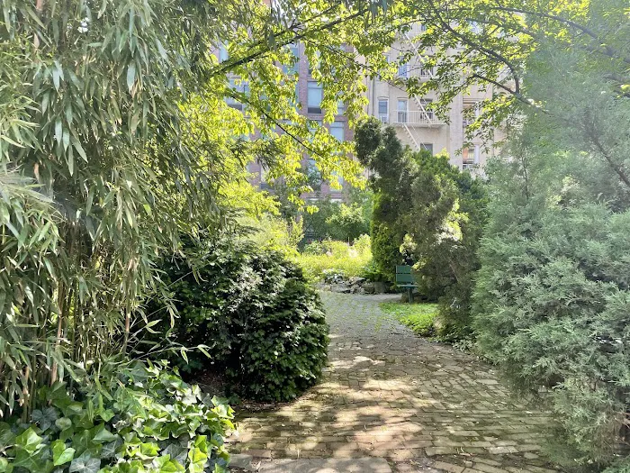 Orchard Alley Picture 4