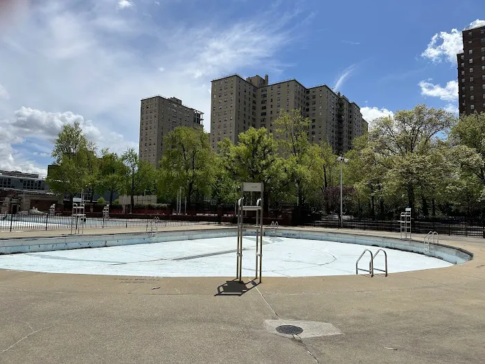 Hamilton Fish Park Picture 5