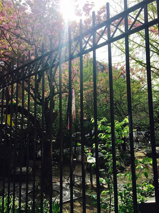 Secret Garden Picture 2