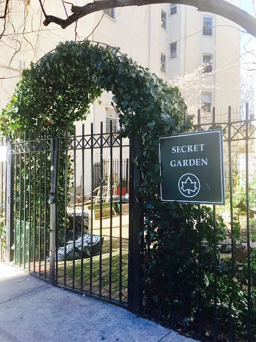 Secret Garden Picture 1
