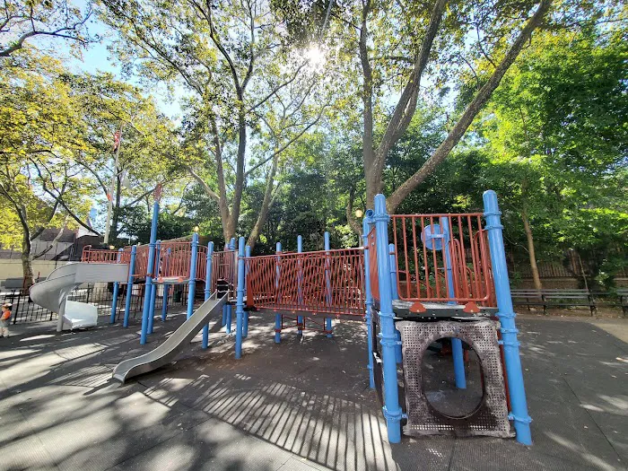 Sixteen Sycamores Playground Picture 2