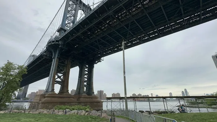 Fin de visite Brooklyn Picture 1