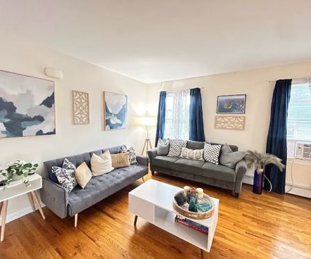 Harbor Point Cozy 2 Bed W/ Parking