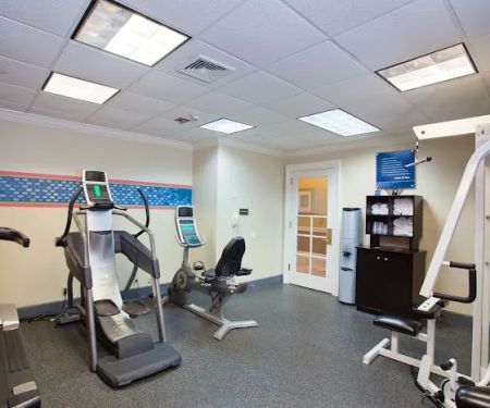 Hampton Inn & Suites Stamford