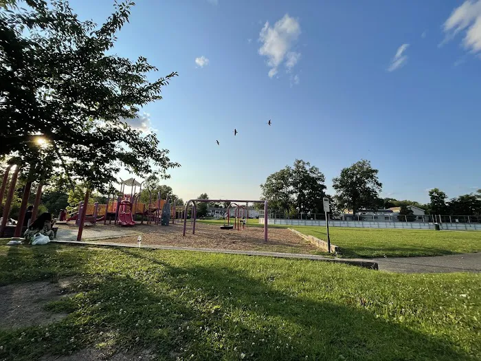 Dahnert's Lake County Park Picture 7