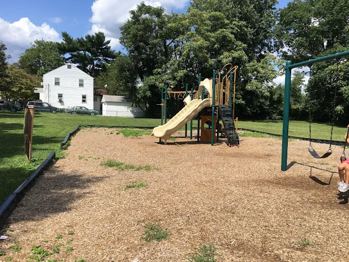 Garden Ct. Park Picture 8
