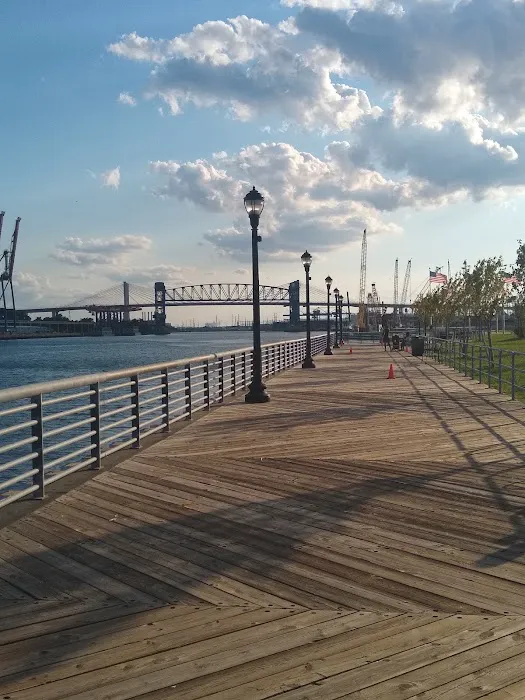 Veteran's Park Picture 4