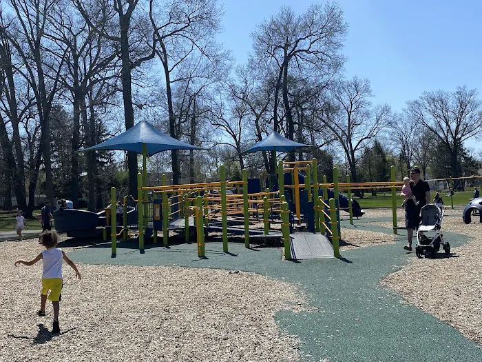 Berdan Grove Park Picture 10