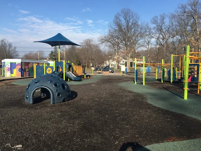 Berdan Grove Park Picture 5