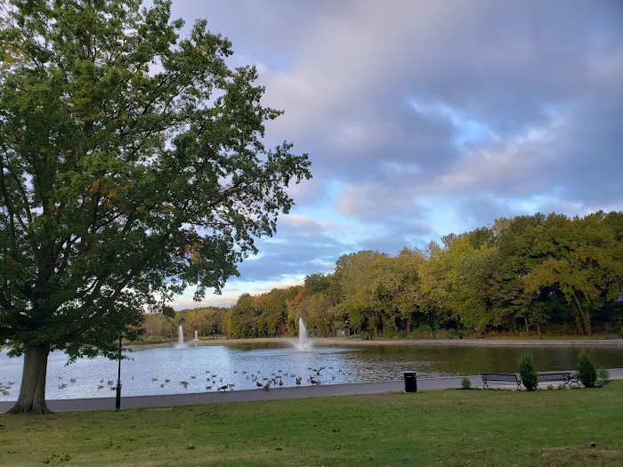 James J. Braddock North Hudson County Park Picture 1