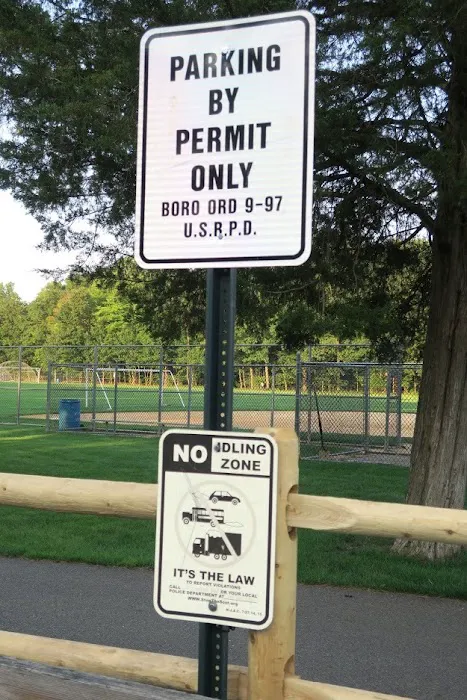 Lions Park Picture 5