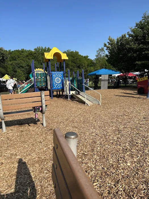 Lions Park Picture 1