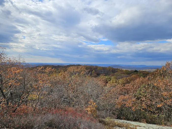 Turkey Mountain Parking Picture 1