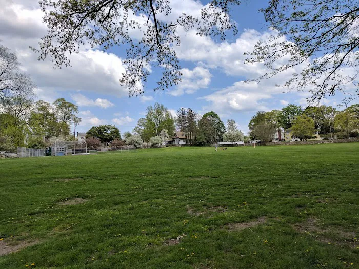 Barrett Field Picture 3