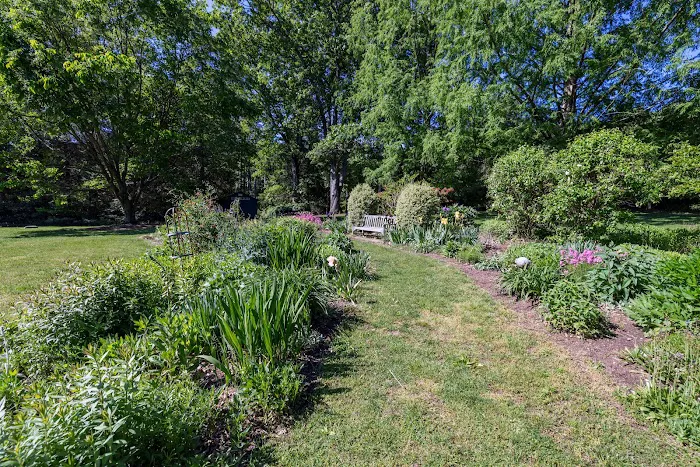 Bartlett Arboretum & Gardens Picture 2