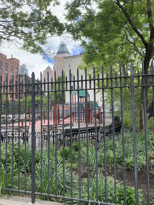 Hell's Kitchen Park Picture 5