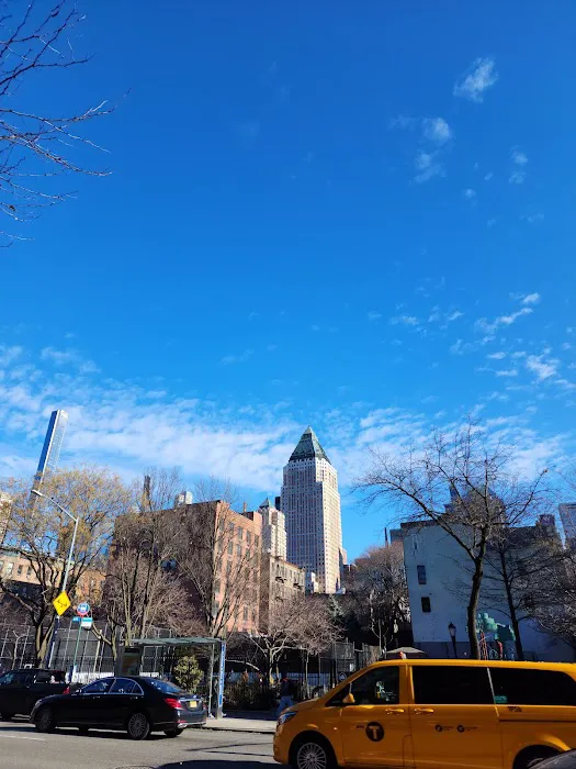 Hell's Kitchen Park Picture 10
