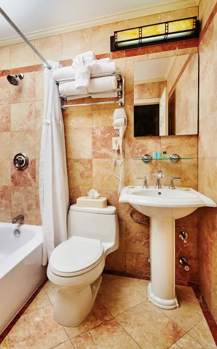 Radio City Apartments Picture 5