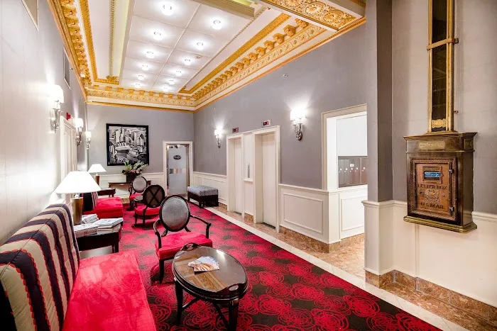 Radio City Apartments Picture 4