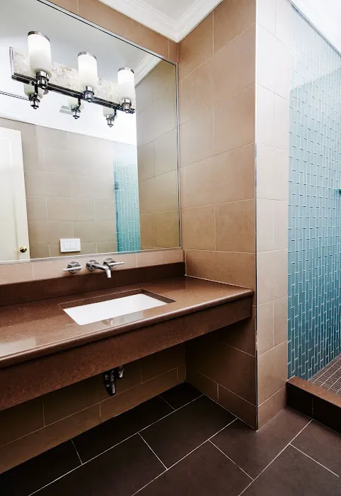 Radio City Apartments Picture 9