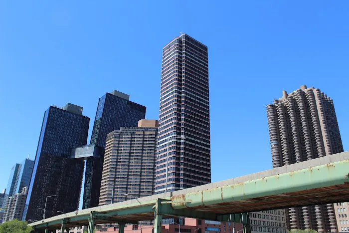 East River Esplanade Picture 9