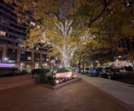 Manhattan Place Public Plaza