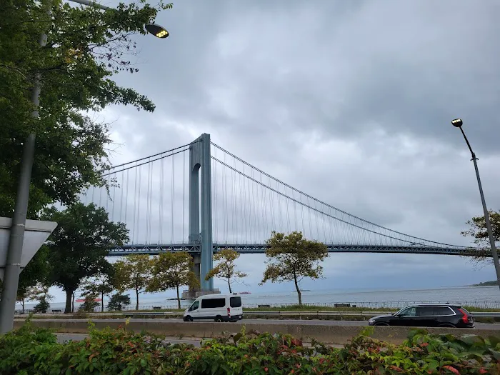 Bay Ridge Promenade (Start) Picture 6