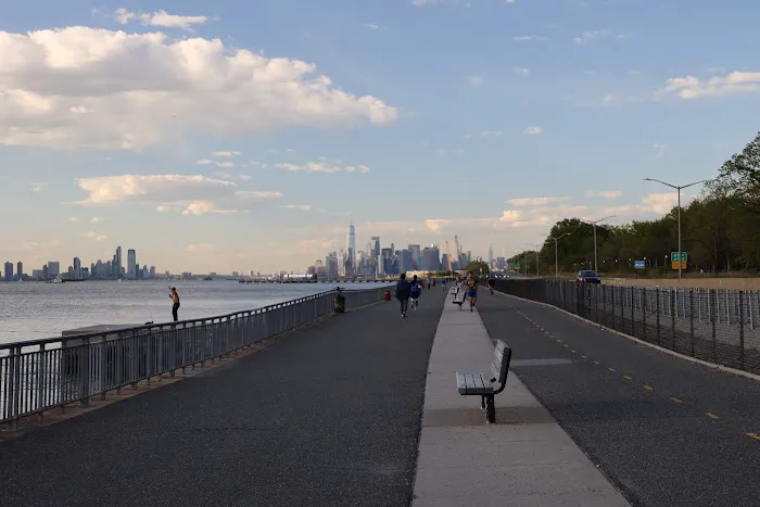Bay Ridge Promenade (Start) Picture 2