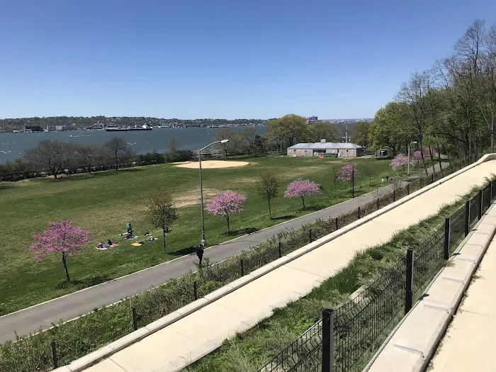 Shore Park and Parkway Picture 2