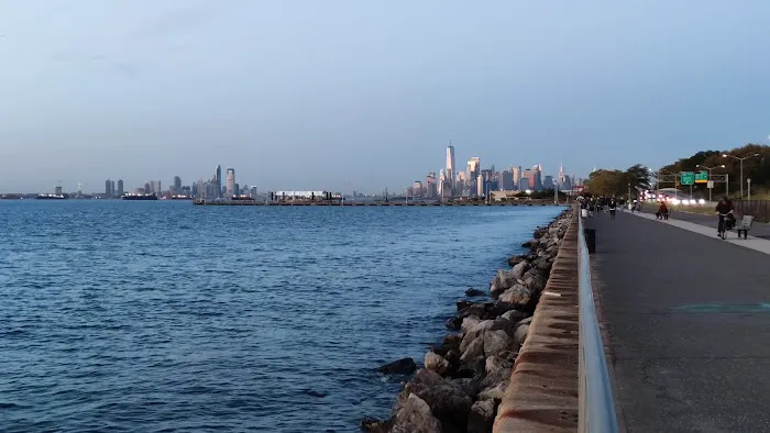 Shore Park and Parkway Picture 1