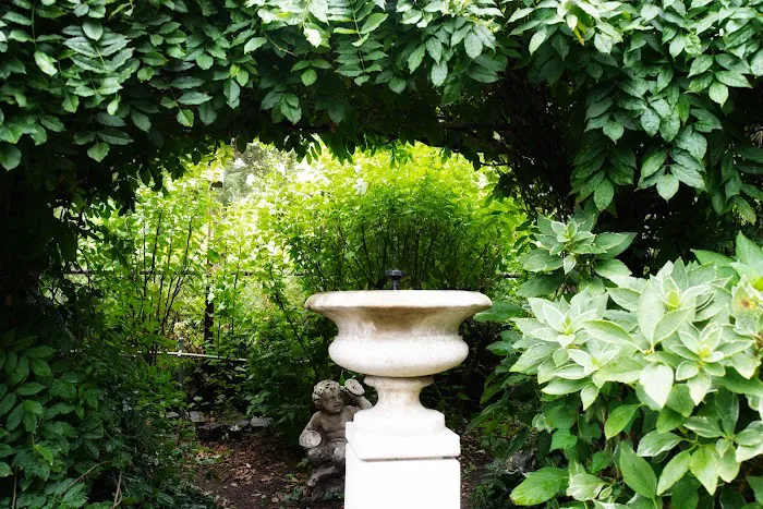 Narrows Botanical Gardens Picture 8