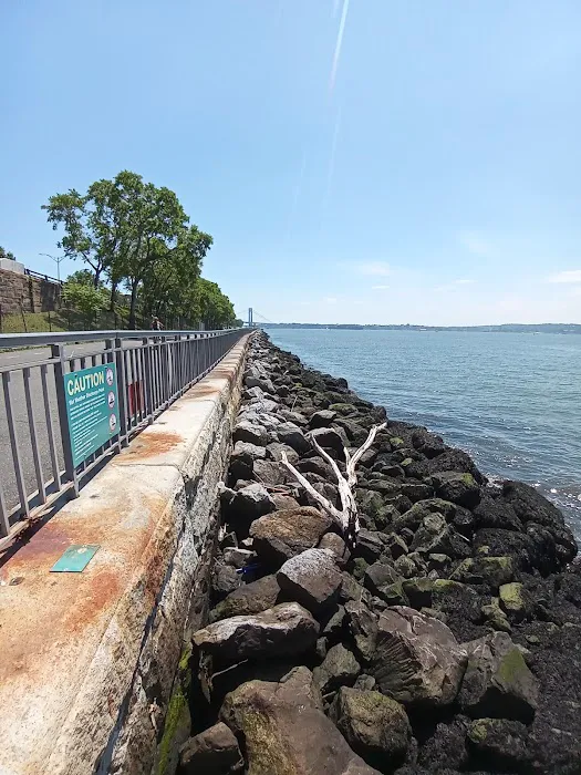 American Veterans Memorial Pier Picture 9