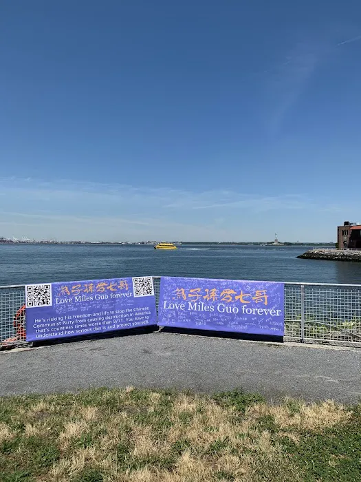 Pier 41 Waterfront Garden Picture 10