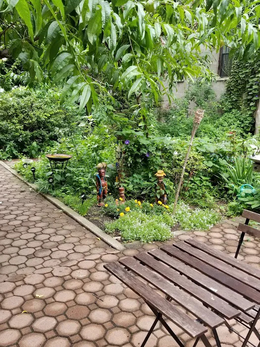 Peach Tree Garden Picture 9