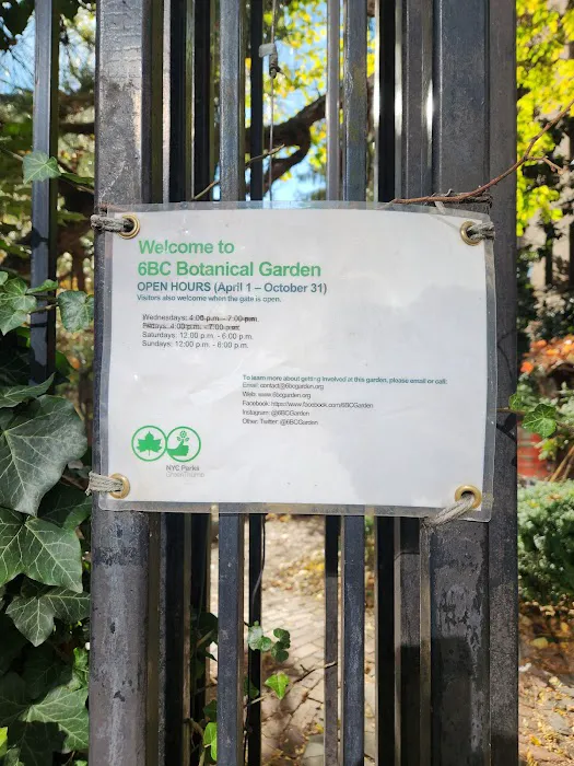 6BC Botanical Garden Picture 5