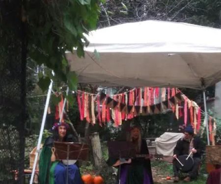 De Colores Community Yard & Cultural Center