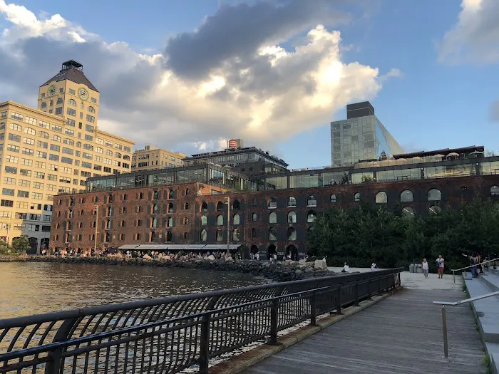 Empire Fulton Ferry Picture 9