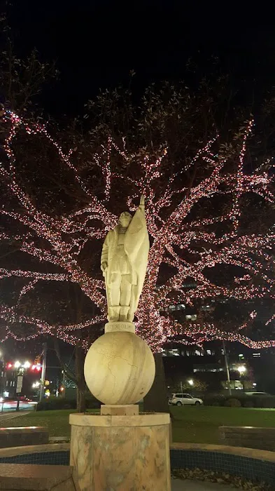Columbus Park Picture 8