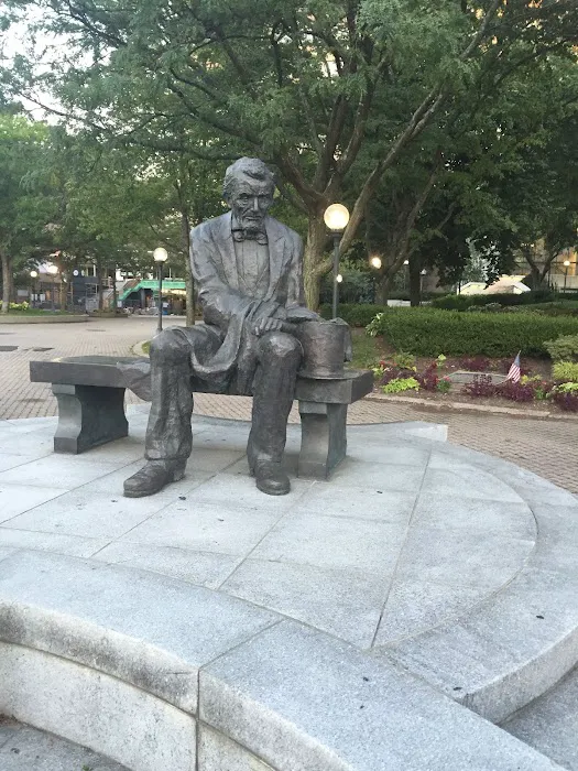 Veterans Park Picture 6
