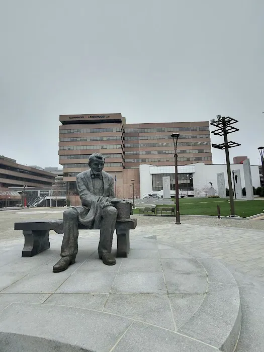 Veterans Park Picture 7