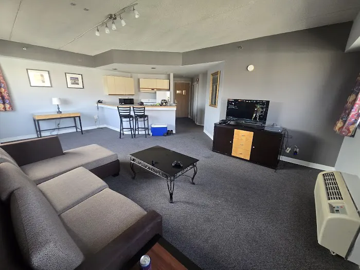 Stamford Suites Hotel Picture 7