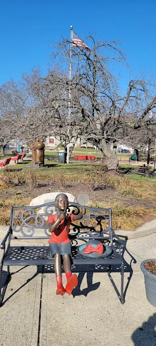 Latham Park Picture 10