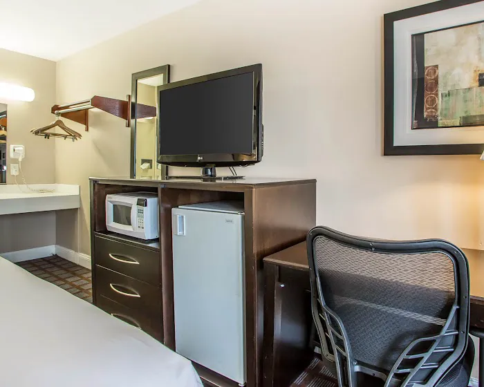 Econo Lodge Meadowlands Picture 9
