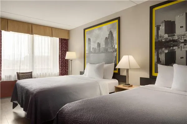 Super 8 by Wyndham Meadowlands Picture 3
