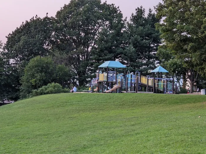 Belmont Hill County Park Picture 4